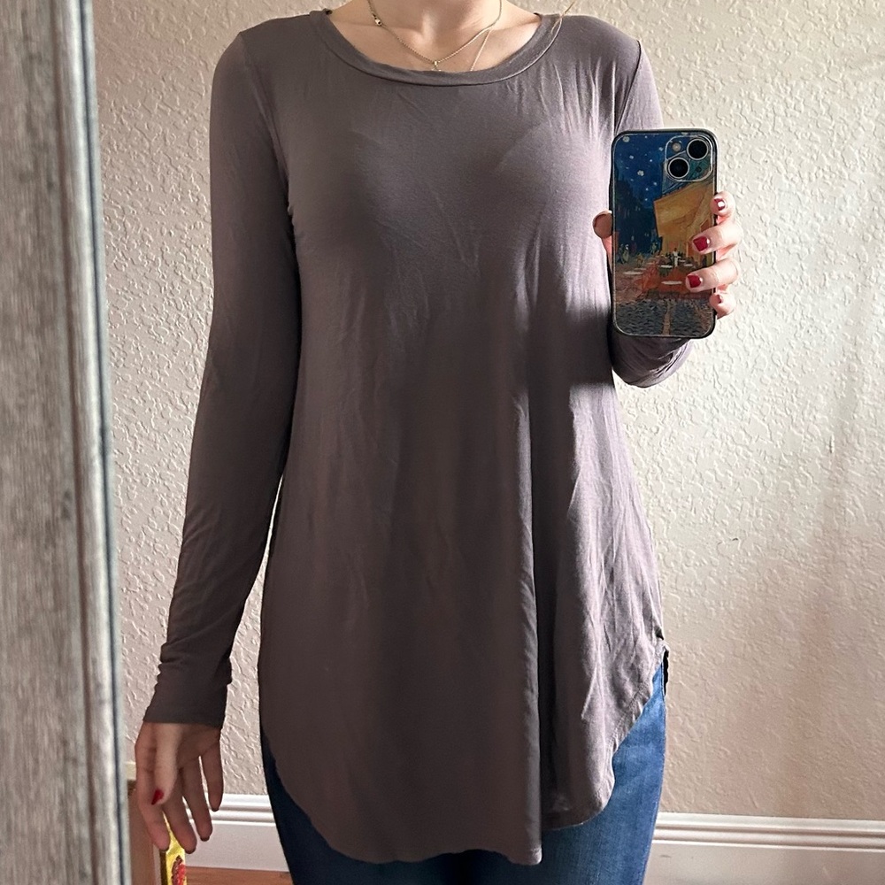 Long sleeve long beige top